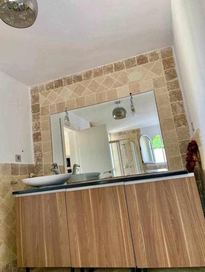Apartamento 2 En Chalet Con Vista Abierta Al Mar Малага Екстериор снимка