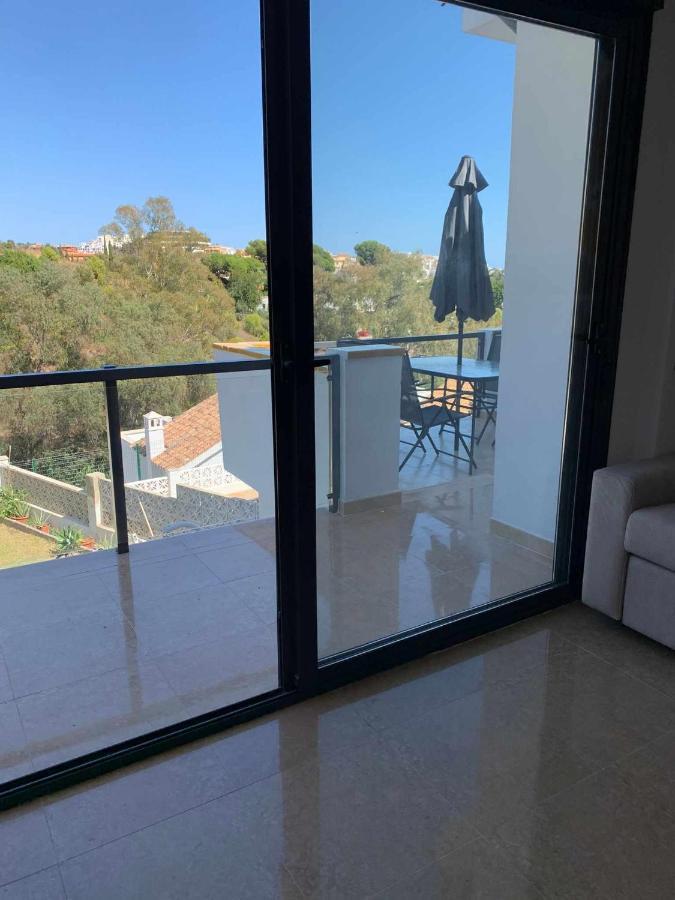 Apartamento 2 En Chalet Con Vista Abierta Al Mar Малага Екстериор снимка